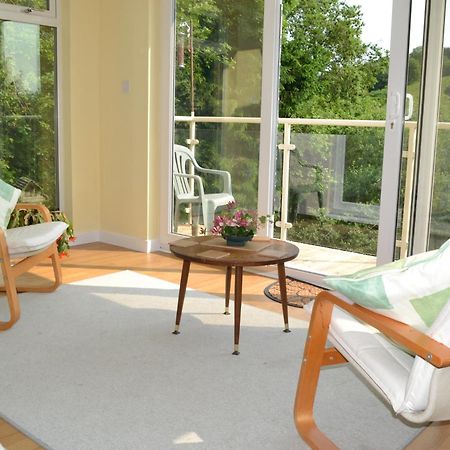 Rose Cottage Dutlas ไนท์ตัน ภายนอก รูปภาพ
